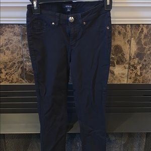 Cute stretchy black pants!